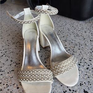 Elegant White Pearl-Embellished Women's Heels